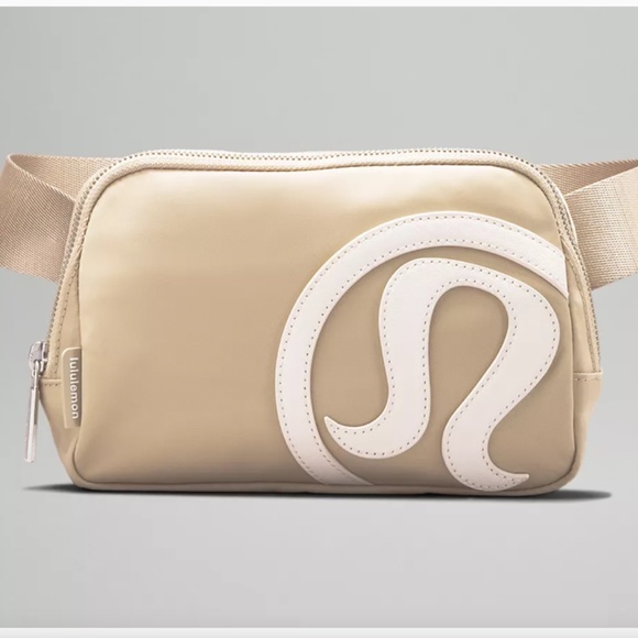 lululemon athletica Handbags - NWT Lululemon Everywhere Belt Bag 1L Color Trench Logo